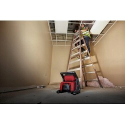 Lampa akumulatorowa M18 HOAL0 LED 4000 lm MILWAUKEE