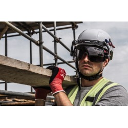 Hełm ochronny biały niewentylowany BOLT 200 MILWAUKEE