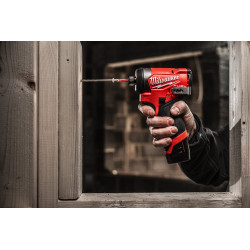 Subkompaktowa zakrętarka udarowa M12FID2-202X MILWAUKEE
