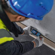 Dalmierz laserowy z wyświetlaczem LCD GLM 40-31 Bosch