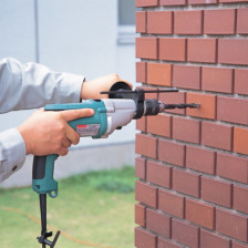 Wiertarka udarowa 720 W sieciowa 2-biegowa HP2050 Makita