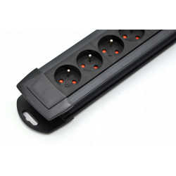 Listwa przepięciowa z 4 gniazdami i ochroną przepięciową do 30.000 A,  kabel 3 m z wyłącznikiem czar
