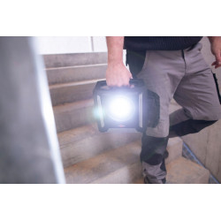 Lampa robocza 40W kompatybilny z akumulatorami 18V od 5 różnych producentów Powertool Multi Battery 