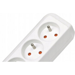 Listwa zasilająca EcoLine z wyłącznikiem 3 gniazda biały 1,5m H05VVF 3G1,5 FR BRENNENSTUHL