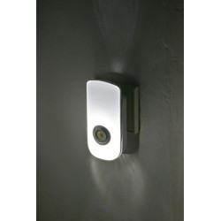 Lampa bezpieczenstwa z czujnikiem LED SSL 40 A z czujnikiem ruchu na podczerwien 50lm+40lm BRENN